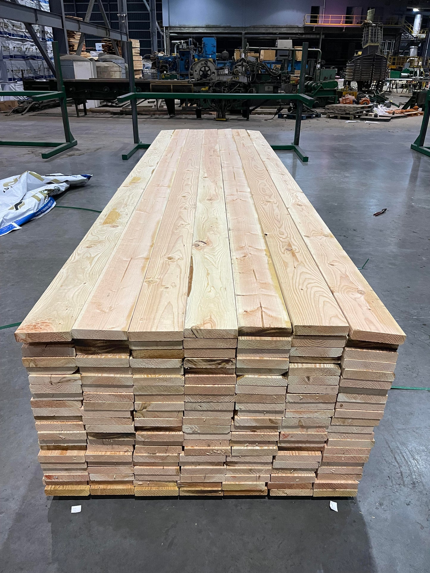 2X8 #2 & BTR S4S KD-HT Douglas Fir